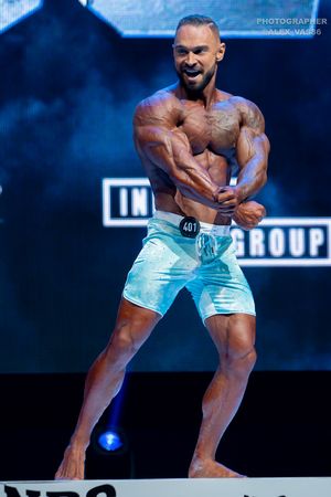 MEN'S PHYSIQUE +179